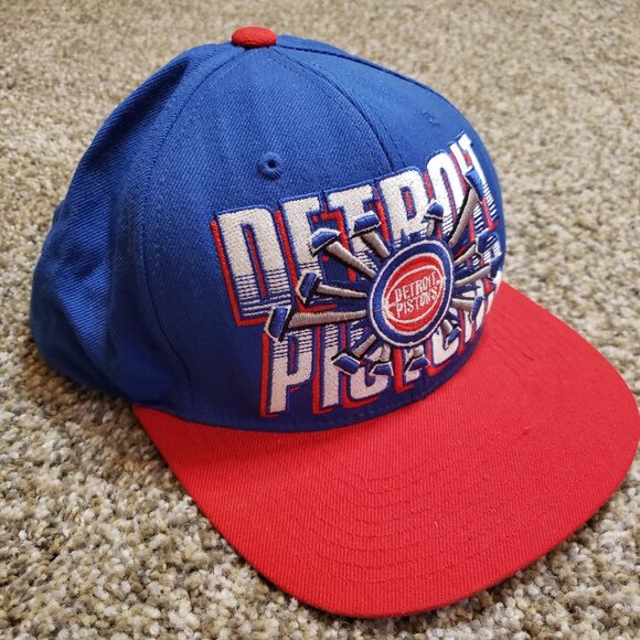 Mitchell Ness Adjustable Flat Bill Cap Hat NBA DETROIT PISTONS